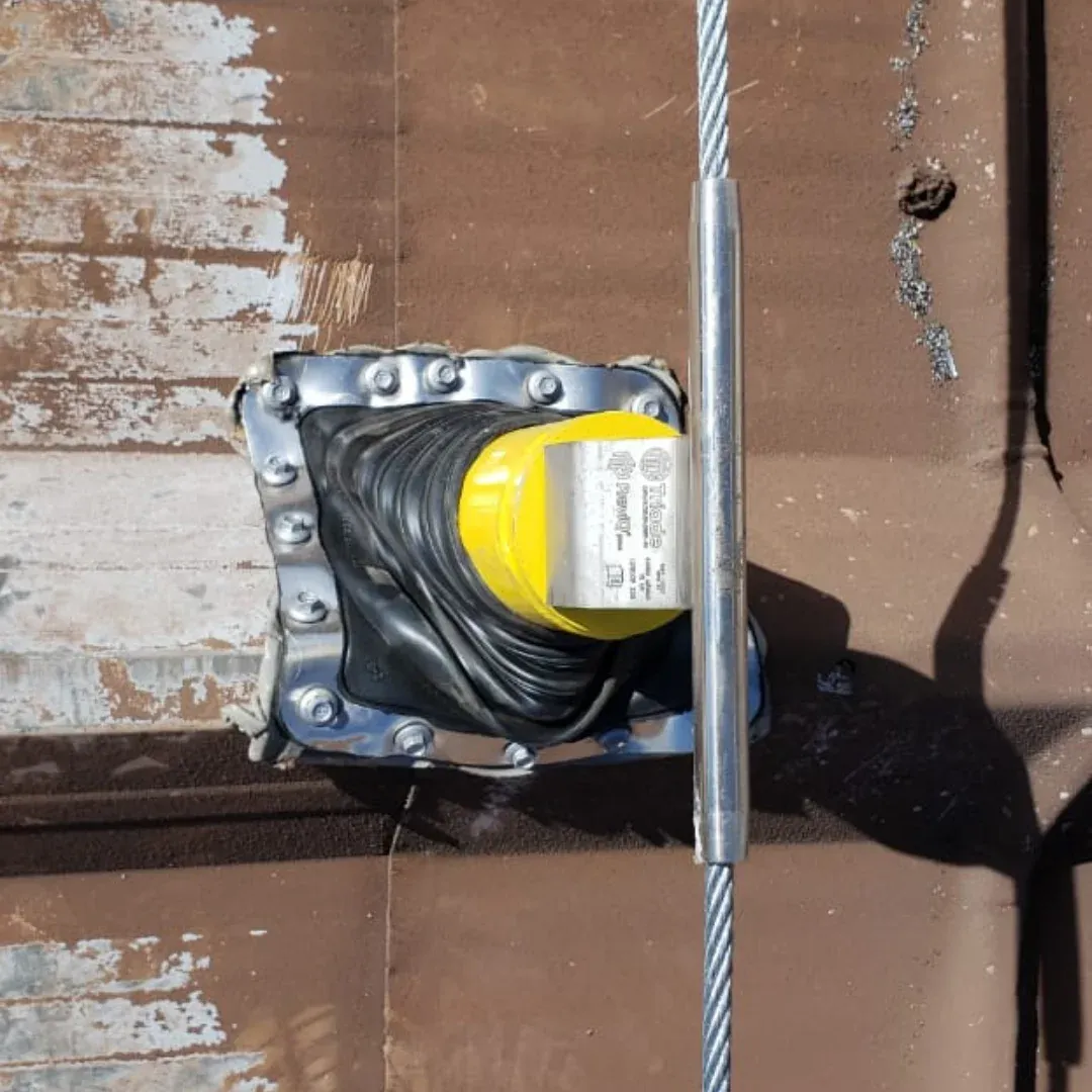 Linha de vida tipo poste